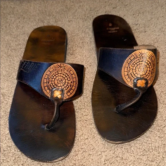 Leather tooled Sandals with Aztec Design Debbie - Picture 1 of 6